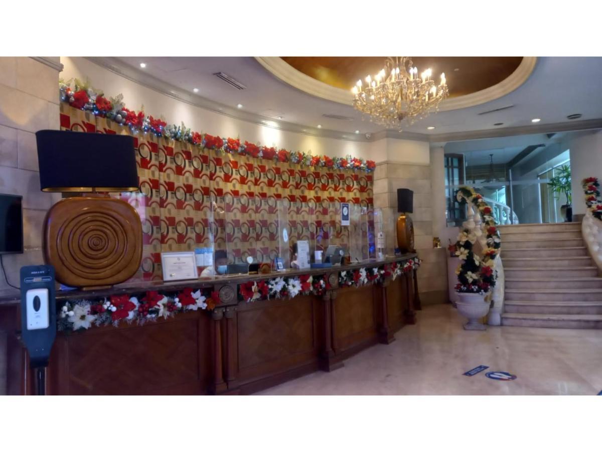 Capital O 914 Makati Palace Hotel Makati City Екстер'єр фото