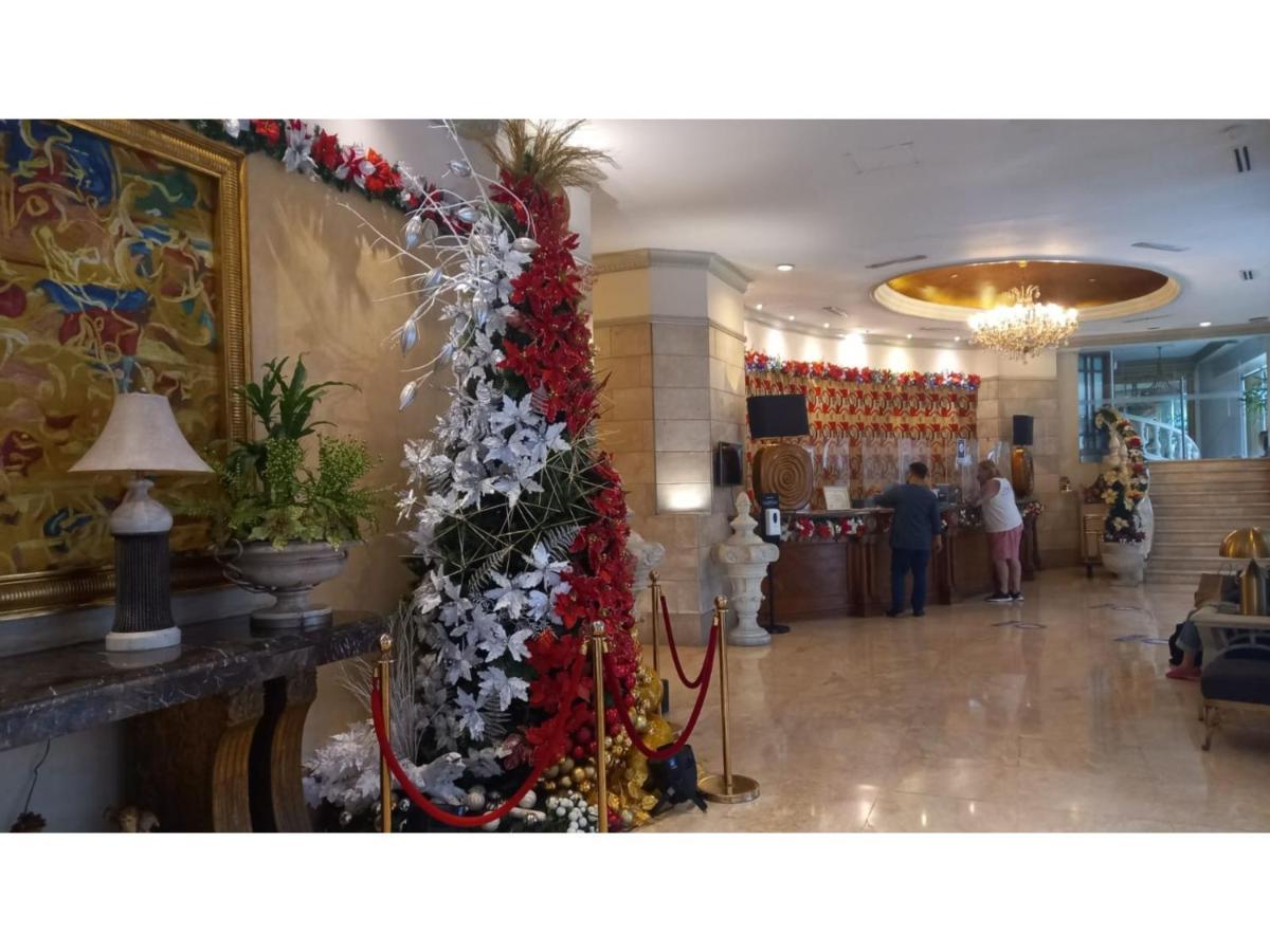 Capital O 914 Makati Palace Hotel Makati City Екстер'єр фото